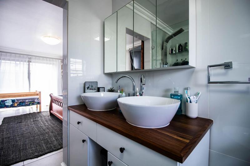 5 Bedroom Property for Sale in Myburgh Park Western Cape